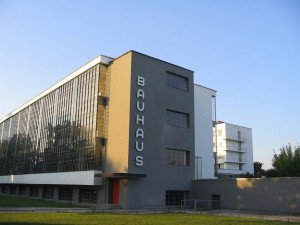 Bauhaus-Dessau_main_building